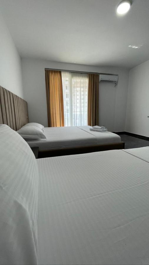 Leodori 3 Suites Shëngjin Extérieur photo